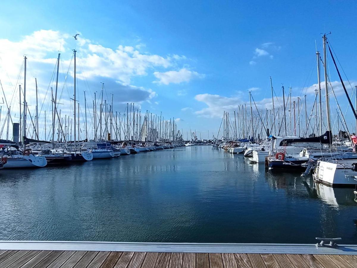 Le Kenav - Studio A 300 M Du Port Locmiquelic Exterior photo
